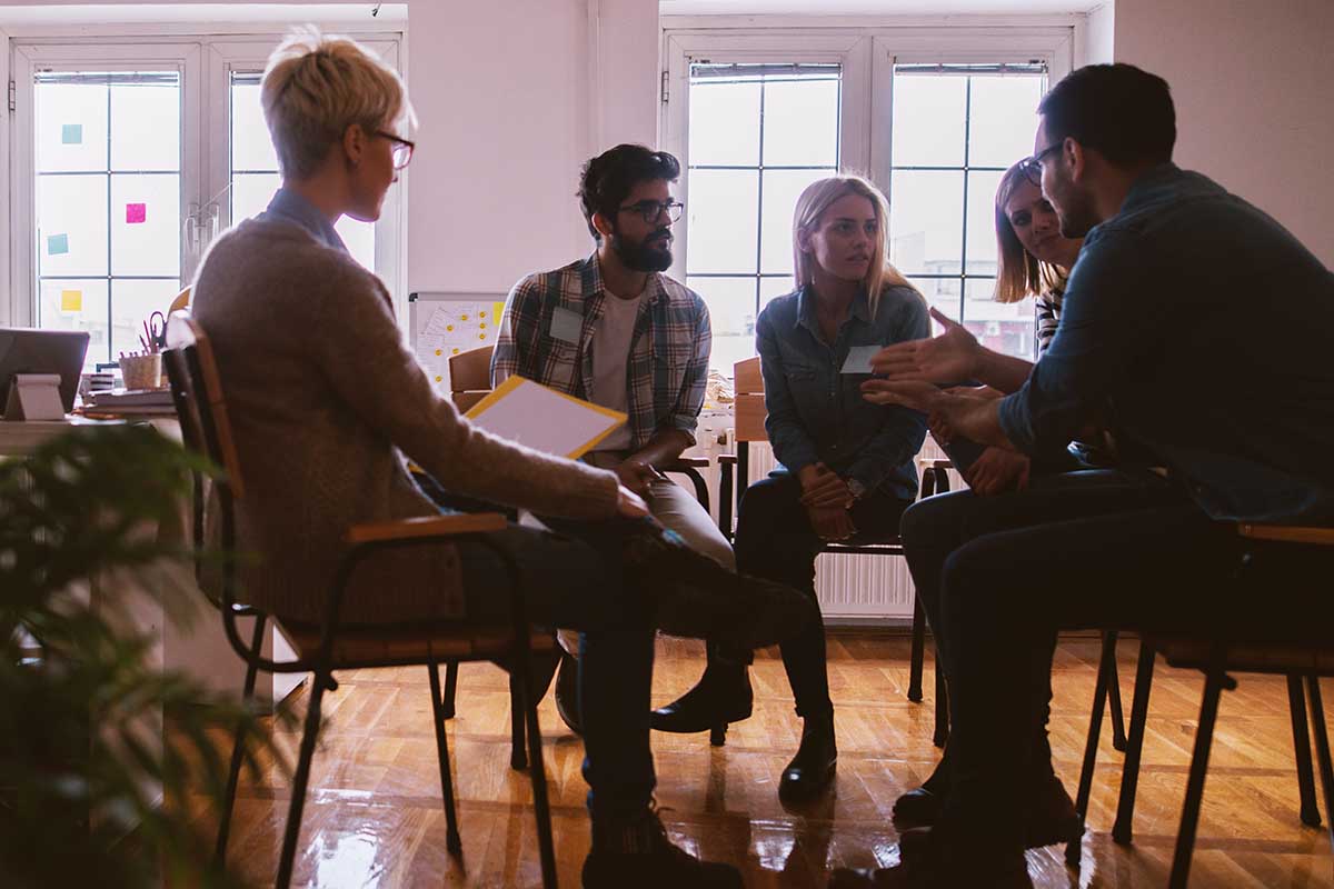 group learns about how long detox takes