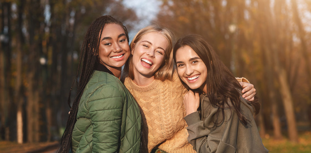 friends learn about the 3 best tips to stay sober during no alcohol november